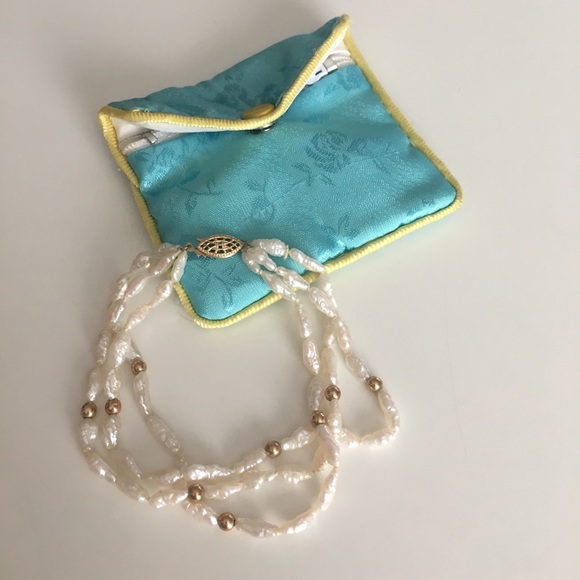 Vintage Triple Strand Freshwater Pearl and Gold Bead Bracelet - Picture 2 of 5